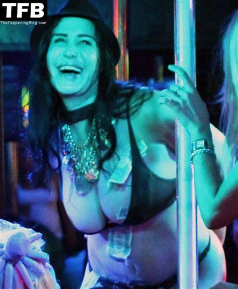 Nadya Octomom Suleman Performs Nude On Stage 15 Photos TheFappening