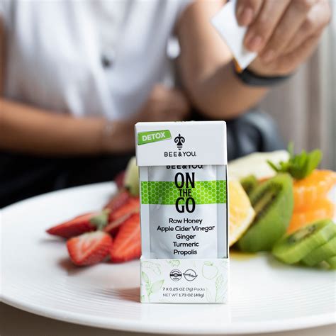 Detox Drinks Gnc Sells Might Be The Key To Your Health Reset - RYZE Superfoods