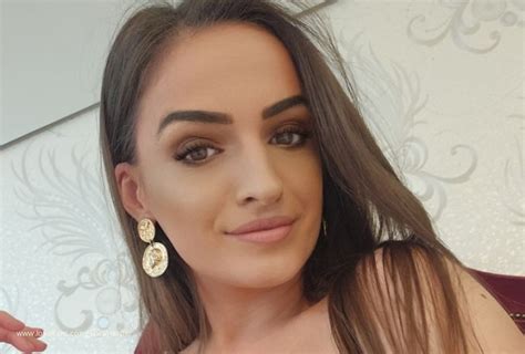 You Re Completely Obsessed With My Big Tits Tiarra Harper Queen Of Seduction And Findom