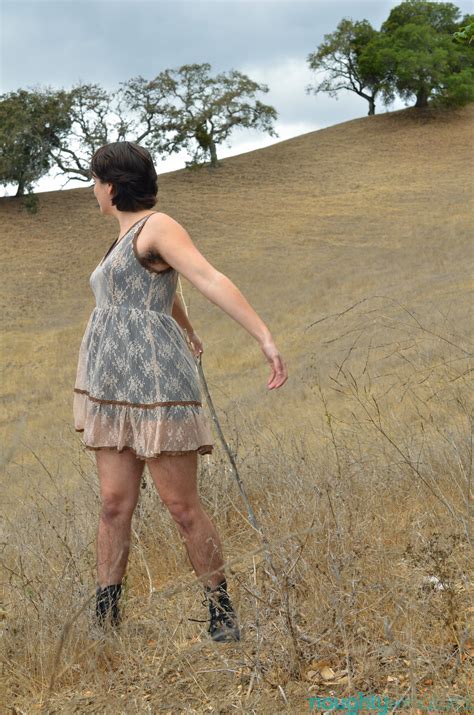 Curvy Amateur Slut Harley Hex Strips And Exposes Her Hairy Body In A Field Coedcherry