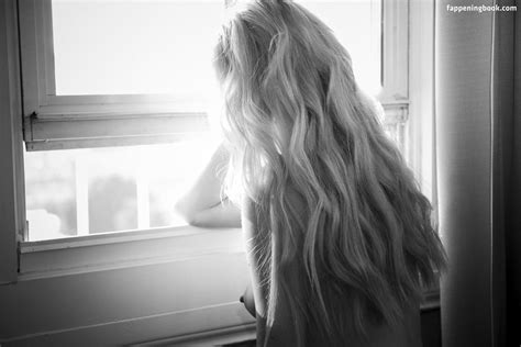 Autumn Kendrick Nude OnlyFans Leaks Fappening FappeningBook