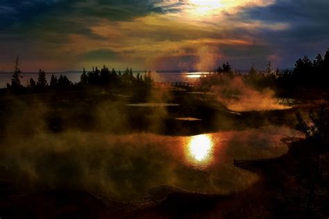 Reflexion West Thumb Geyser Basin Yellowstone National Pa Flickr