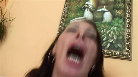 Una Milf Alemana Salvaje Que Puede Hacerte Explotar Xhamster