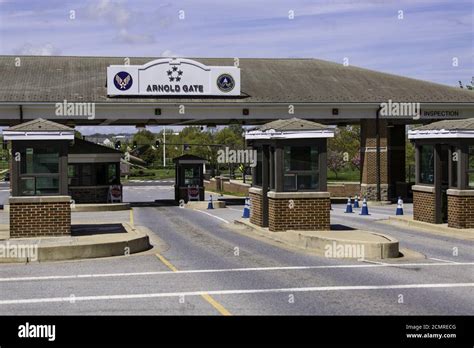Joint Base Anacostia Bollings Arnold Gate 150420 Stock Photo Alamy