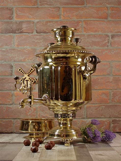 Самовар антикварный угольный формой "Цилиндр с гранями" (№7 в ...