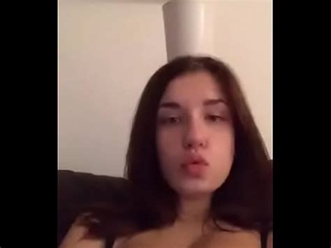 Chicas Rusas Sexy Bromeando En El Periscopio Xvideos