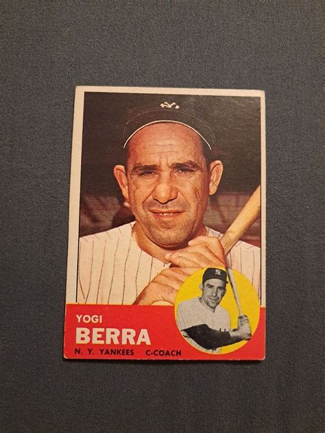 Yogi Berra Topps Vintage Bk Yankees Clean Ebay