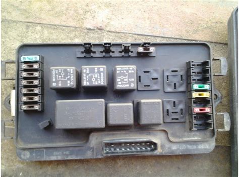 Предохранитель на прикуривателя ваз 2115 где находится: Предохранитель ...