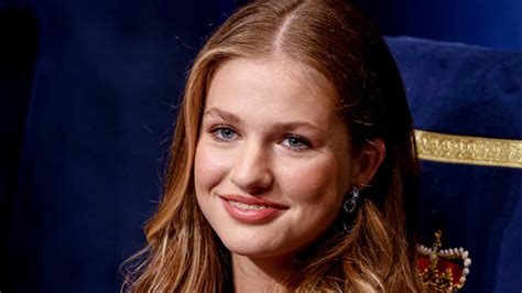 Casa Real Reacciona A Las Fotos De La Princesa Leonor En Bikini El Rey Felipe Vi Est Dolido