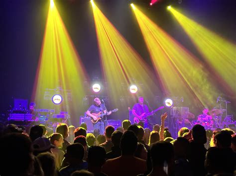 Spafford Fans Flock to Park West