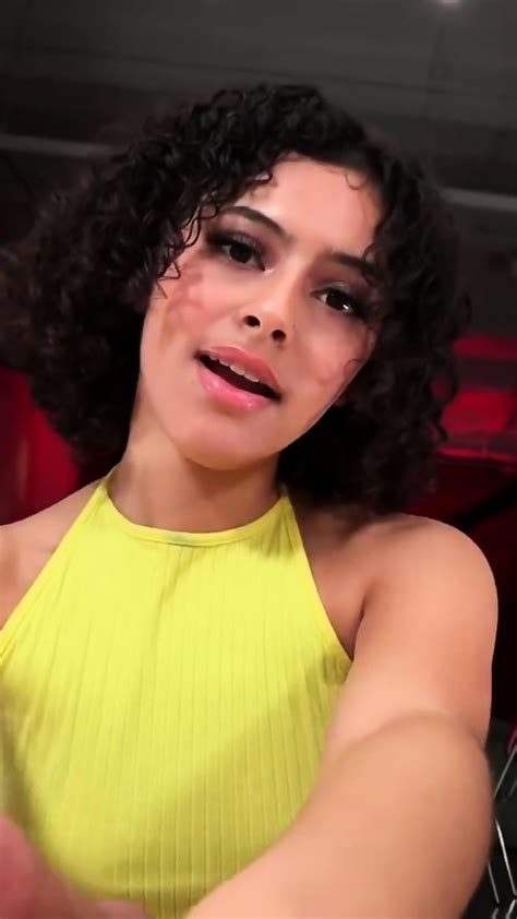 Gorgeous Latina With Perfect Pussy Revenge Fuck POV Vertical Dani Diaz