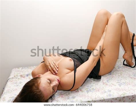 Nude Model Posing Sexy Photo Shoot Stock Photo Shutterstock
