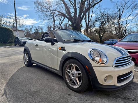 2013 MINI RoadsterR59 Convertible ONE OWNER‼️OBO - Cars & Trucks