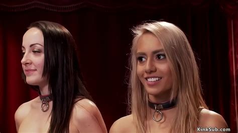 Troie Di Fascia Alta Succhiano E Scopano La Festa Bdsm XVIDEOS