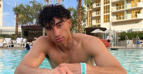 What Is Isaac Francis S Job Away From Too Hot To Handle