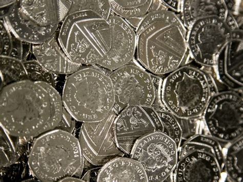 Royal Mint Reveal its 10 Rarest 50p Coins in Circulation - Daira ...