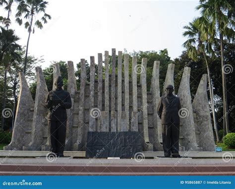 Tugu Proklamasi Jakarta editorial photography. Image of architecture ...