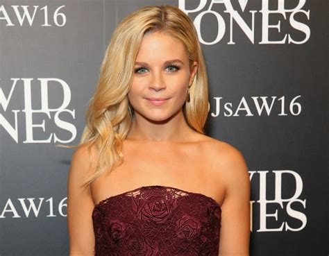 Emma Freedman Richmond Nude Photo Backlash To Her Comments