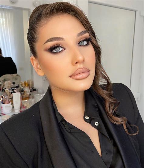 30 Best Nude Makeup Ideas How To Nail The Look Makeup Magique