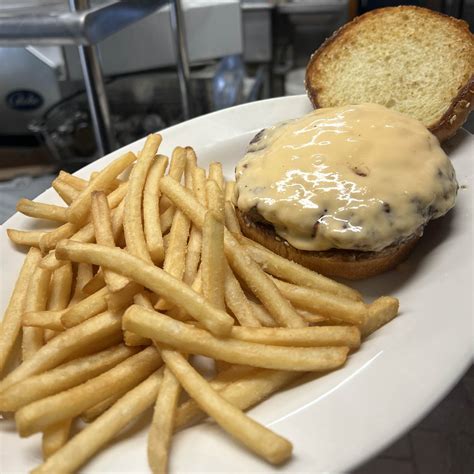 Sterling Place Tavern – Bar