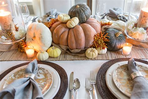 Easy and Elegant Thanksgiving Tablescape | Thanksgiving Table Decor