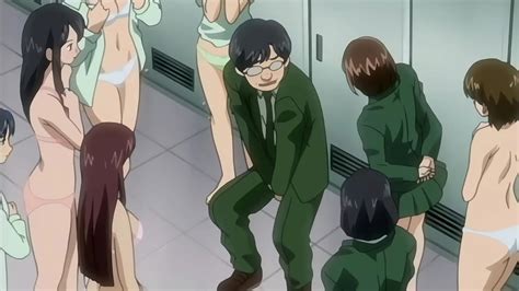 Pervertido Atrapado En El Vestuario De Chicas Hentai XNXX