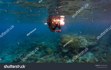 Sexy Girl Wearing Bikini Freediving Crystal Stock Photo Shutterstock