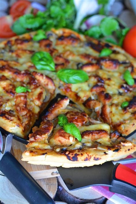 Przepis Pizza Z Kurczakiem Teriyaki Imbirem I Pieczarkami Przepis