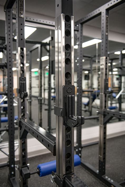 Gallatin High School Weight Room - Samson Equipment Inc.