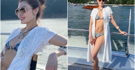 Hoa hậu đẹp nhất Hồng Kông diện bikini khoe dáng ở tuổi 52