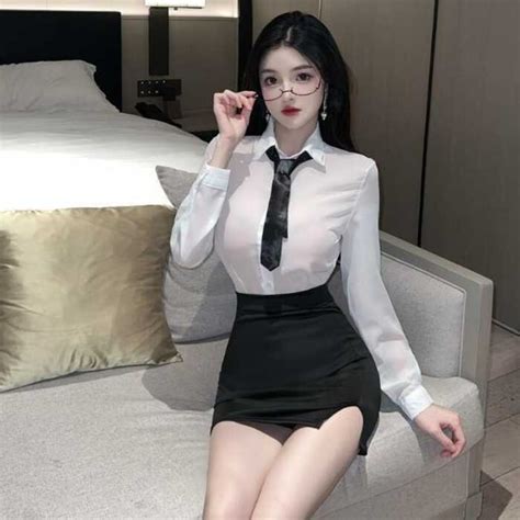 Lingerie Fun Role Playing Secretary Uniform Set Thin White Shirt Tight Fitting Buttocks Short