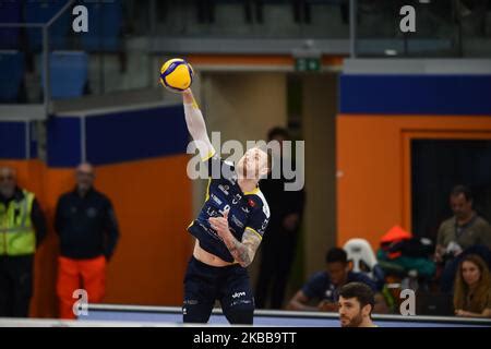 Italian Volleyball Player Ivan Zaytsev Stock Photo Alamy