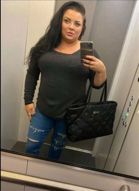 My Girlfriend Has Sex With Other Men For Cash I M Fine With It As She S Happy Daily Star