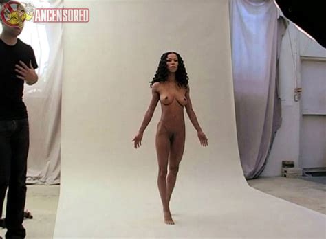 Naked Heather Hunter In Thinking XXX