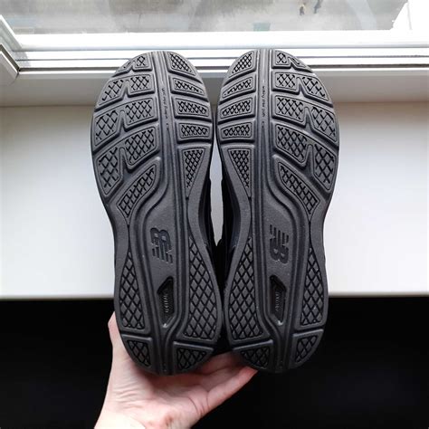 New Balance. Кожаные кроссовки на ШИРОКУЮ ногу. Оригинал. Стел-29,5см ...