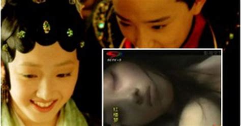 Trung Quốc tức giận với cảnh bán nude trong Tân Hồng Lâu Mộng