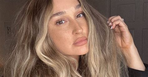 10 Hacks For Achieving The No Makeup” Makeup Look The Everygirl
