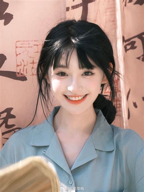 Hot girl gây sốt MXH vì khoảnh khắc giống Trịnh Sảng có người lại nhìn ra Kim Ji Won