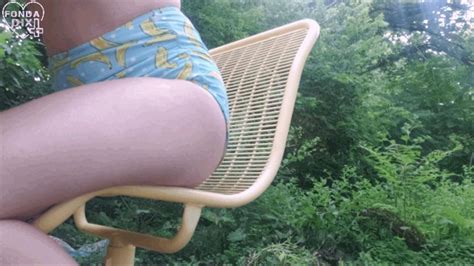 Bubbly Bikini Farts Part Deux WMV 1080p Fonda Dix Clips4sale