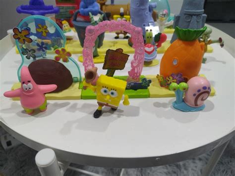 Spongebob Complete Set Bikini Bottom Hobbies Toys Toys Games On Carousell