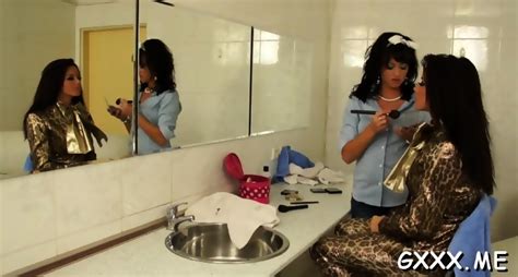 Babe S Wet Pussy Gets Dildoded