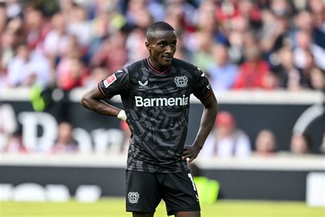 aston villa close   record transfer agreement  lightning star