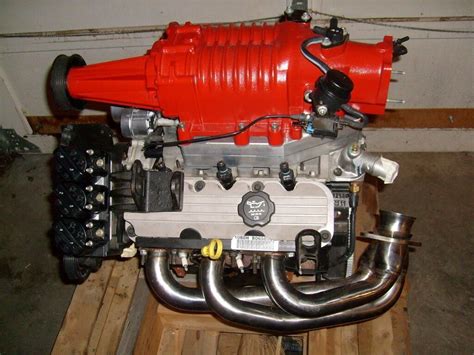 Ford High Performance 40l V6 Crate Engines