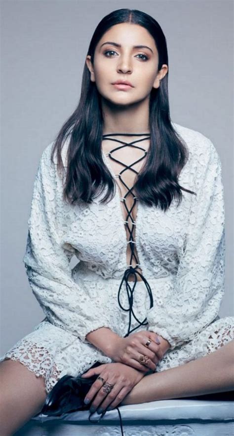 41 Anushka Sharma Half Nude Photos Which You Need To See