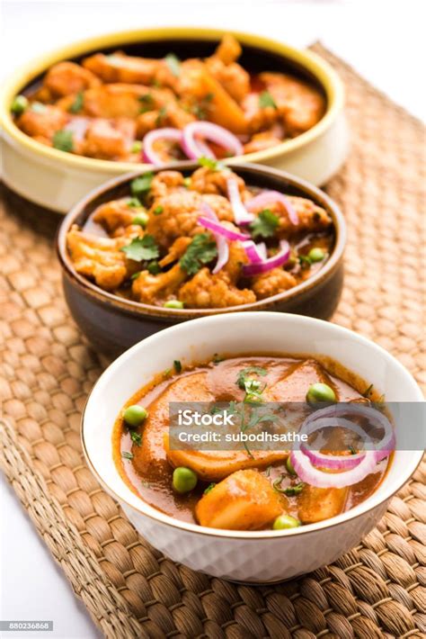Kari Kentang Atau Aloo Masala Atau Alu Masala Dengan Kacang Polong