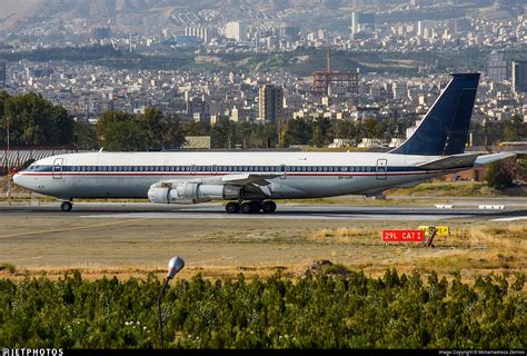 В Иране разбился грузовой Boeing 707 : imp_navigator — LiveJournal