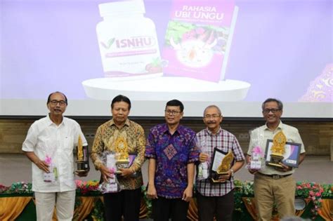 Fk Unud Luncurkan Buku Dan Produk Hasil Penelitian Ubi Ungu