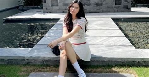 Hot girl Tuyên Quang giờ ra sao sau năm làm vợ cầu thủ Việt Nam