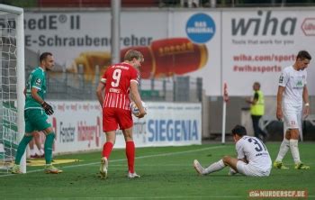 Fotos Sc Freiburg Ii Hallescher Fc Nur Der Scf