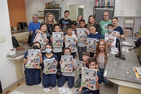 Jornal recebe visita de alunos da Escola Municipal Luiz de Oliveira